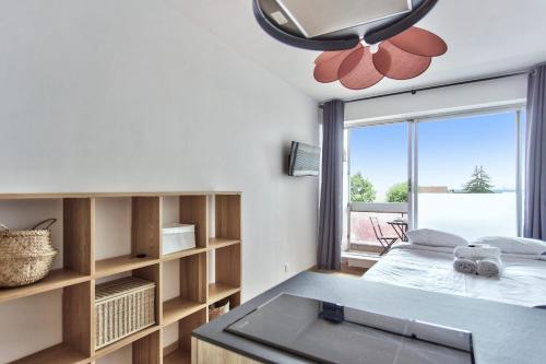 Appartements Nice studio with balcony - Puteaux - Welkeys