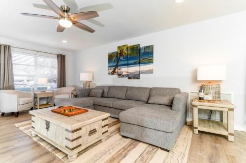 The Sunset Dream - Villa Pool Lake for Families in Fort Lauderdale, USA