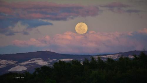 Casa na Montanha a 500 metros da Pedra do Baú