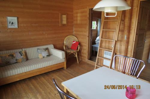 Holme A Camping & Cottages