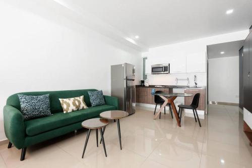 600 sq ft in trendy area, 150 BPS fiber optic 600 sq ft in trendy area, 150 BPS fiber optic