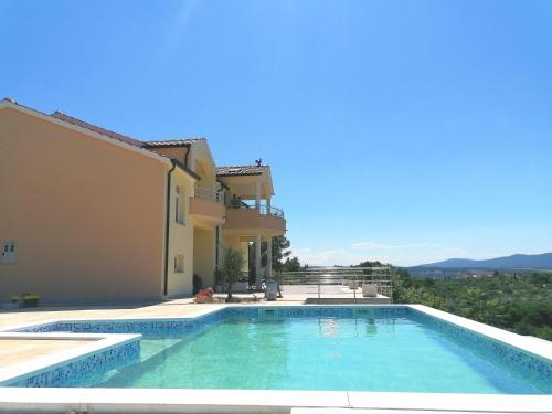 Villa Scolopax rusticola Skradin with heated pool - Apartment - Skradin