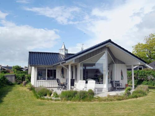 Three-Bedroom Holiday home in Faaborg 3 Fåborg 