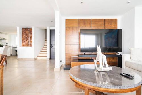 Facilities, Bello Departamento Veleros frente al mar in Brisas del Marques