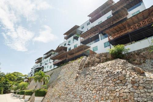 Exterior view, Bello Departamento Veleros frente al mar in Brisas del Marques