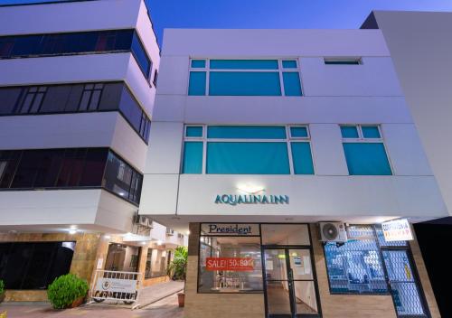 Aqualina Inn