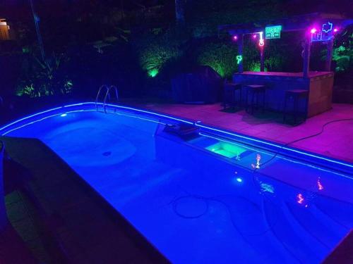 Бассейн , Spacious 5 bedroom Villa with pool in Диего Мартин
