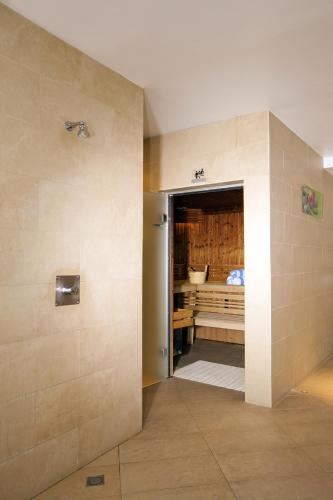 สปา, Residhome Paris-Massy in มาสซี