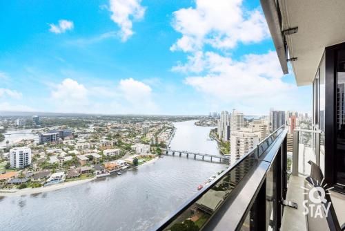 Circle on Cavill - 2 Bedroom Ocean View Units