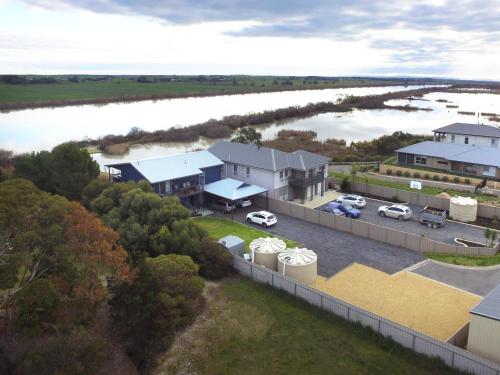 Big Blue Tailem Bend