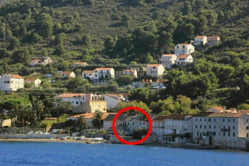 Apartments by the sea Vis - 8885 - image 5