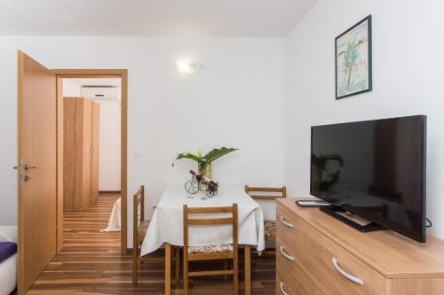 Apartments with a parking space Mlini Dubrovnik - 8985 - image 13