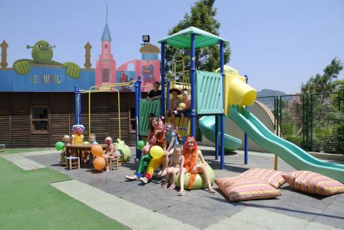 Grand Cettia Hotel - image 2