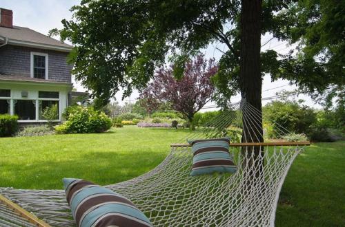 Shorecrest Bed and Breakfast - image 4