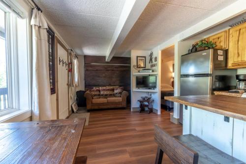 Brettelberg Slopeside Condos F7 Brettelberg Slopeside Condos F7