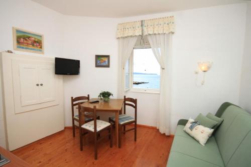 Apartments and rooms by the sea Komiza Vis - 8910 - image 11