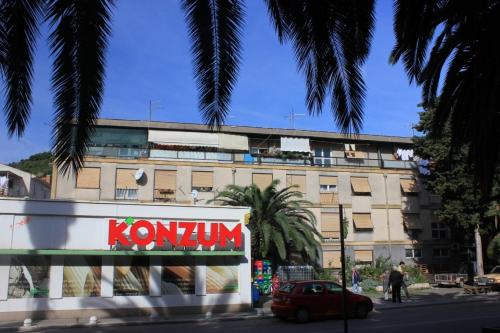 Apartments by the sea Vis - 8906 - image 5