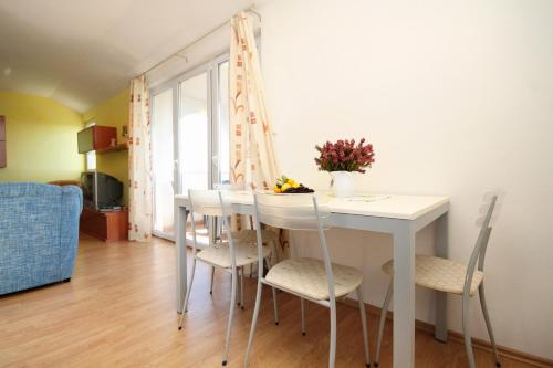 Facilities, Apartments with parking space Brgujac - Vis - 8919 in Rukavac