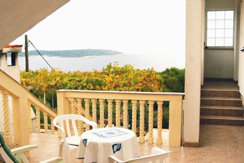 Balcony/terrace, Apartments with parking space Brgujac - Vis - 8919 in Rukavac