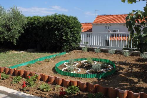 Apartments with WiFi Dubrovnik - 9083