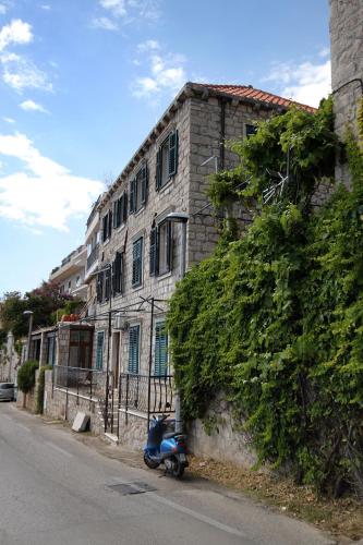 Apartments with a parking space Dubrovnik - 9026 - image 9