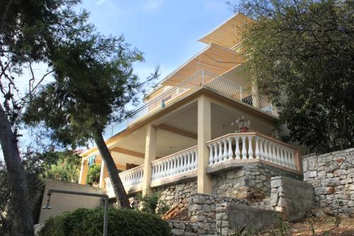  Apartments by the sea Prizba, Korcula - 9146 in Blato