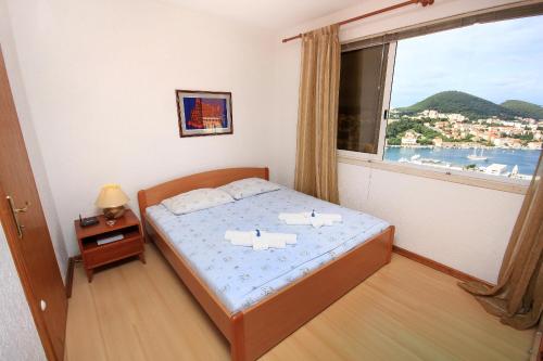 Apartments with WiFi Dubrovnik - 8975 - image 13
