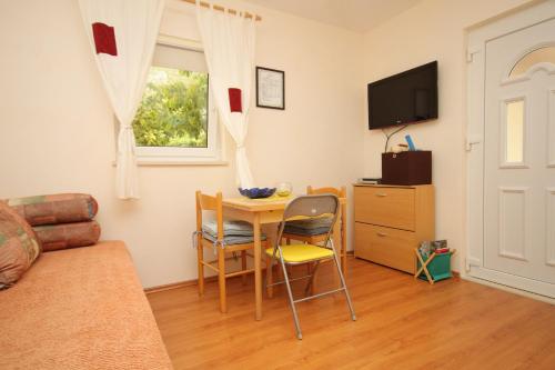 Apartment Mlini 8970b - image 4