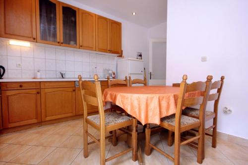 Apartments with WiFi Dubrovnik - 9077 - image 12