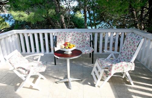 Apartments by the sea Sevid Trogir - 9125 - image 12