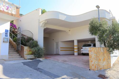 Apartments by the sea Marina Trogir - 9035 - image 8