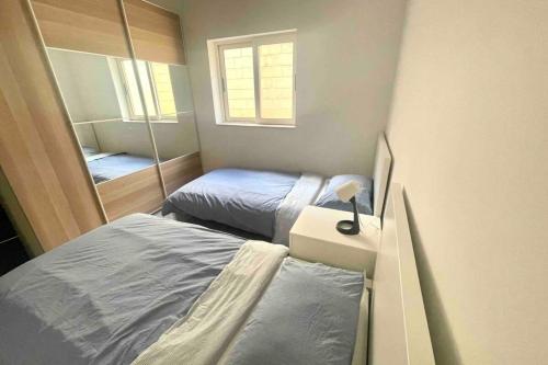 3-Bedroom with Backyard-Hosted by Sweetstay in Pembroke