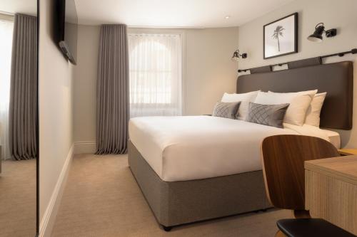 The Porchester Hotel