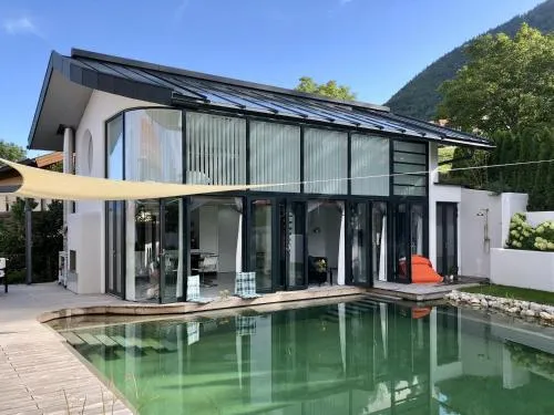 Das Poolhaus in Rottau, Deutschland