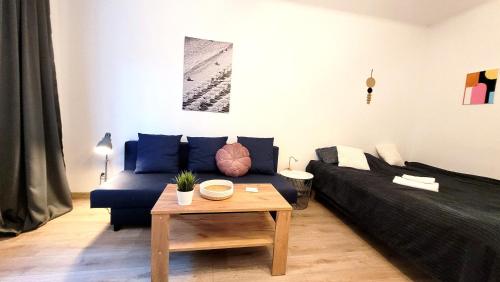 Great Life - apartment next to metro station, Warszawa (zdjęcie 8)