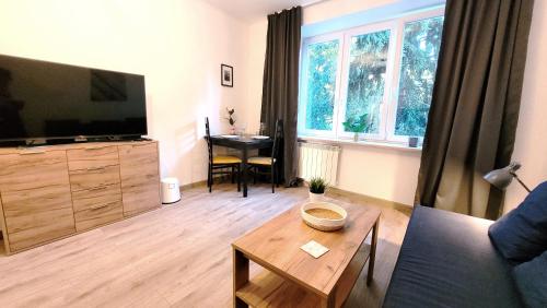 Great Life - apartment next to metro station, Warszawa (zdjęcie 9)