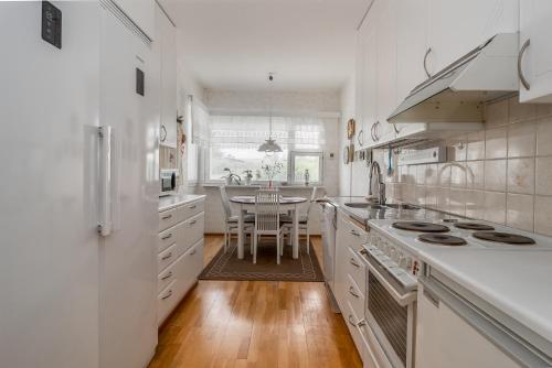 Kitchen, Cosy 1 bedroom apartment with terrace and sauna, best location in Kristiinankaupunki