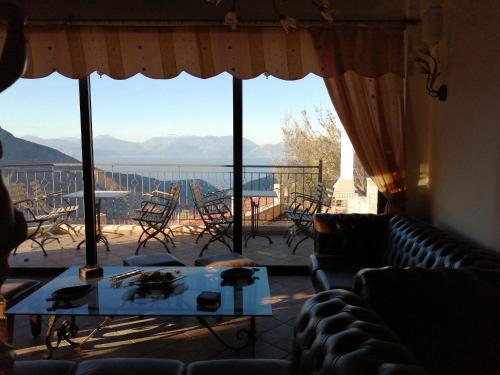 外部景觀, Kallisti Ξενώνας Διακοπτό-Καλάβρυτα (Kallisti Ξενωνας Διακοπτο-Καλαβρυτα) in 迪亞高普圖