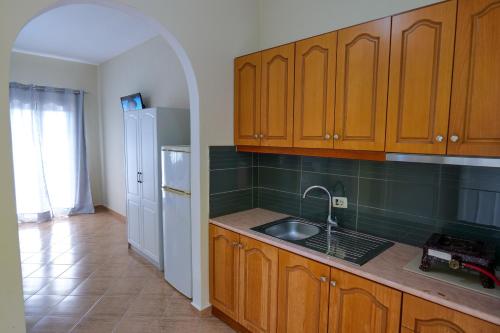 Cozinha, Kalemi Apartments in Qazim Pali