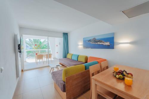 Aparthotel Ses Fotges - image 9