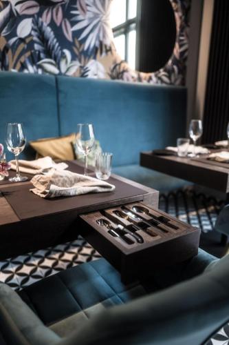 ホテル ケーニヒスホフ アム フンクトゥルム