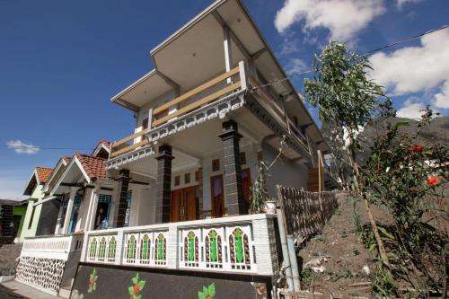 Umah Sare