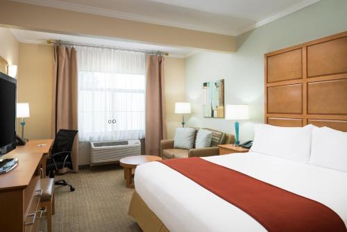 Holiday Inn Express Hotel & Suites Santa Clara - Silicon Valley, an IHG Hotel