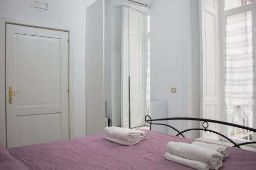 Donna Laura Suite Room Type - Double Room with Private External Bathroom