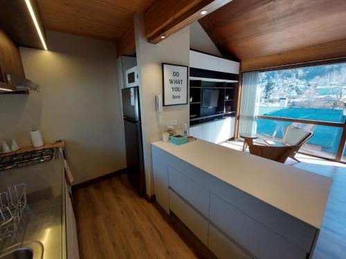 One-Bedroom Apartment image 8