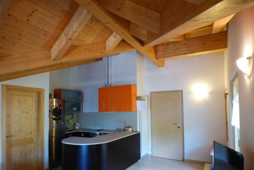 virtuve, Mansarda Trentino-Campiglio in Ossana