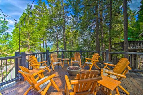 Vintage Lake Arrowhead Cabin - Walk to Lake! in Lake Arrowhead, USA