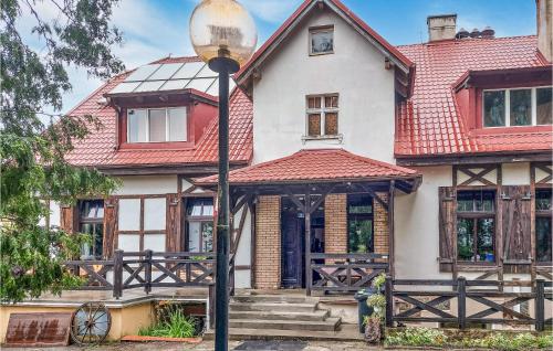 Eight-Bedroom Holiday Home