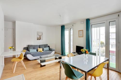 Chic apart with parking near Paris - Location saisonnière - Nanterre