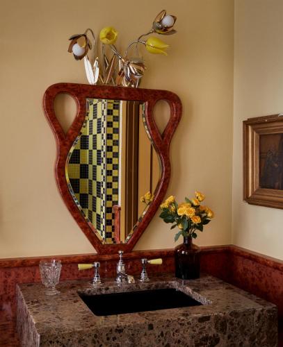 Ulysses, an Ash Hotel in Baltimore, USA